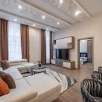 Exclusive N\' Grand City Center Residence With 5 Bedrms