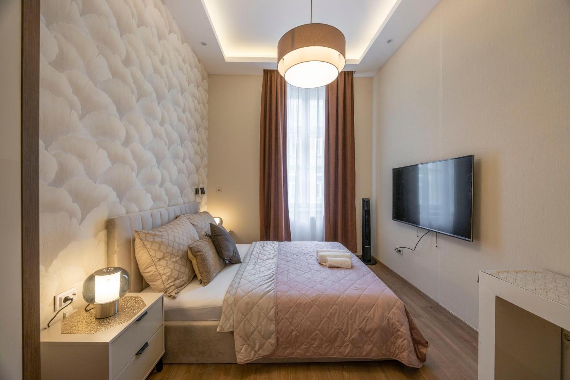 Exclusive N' Grand Center With 5 Bedrms Apartmán *